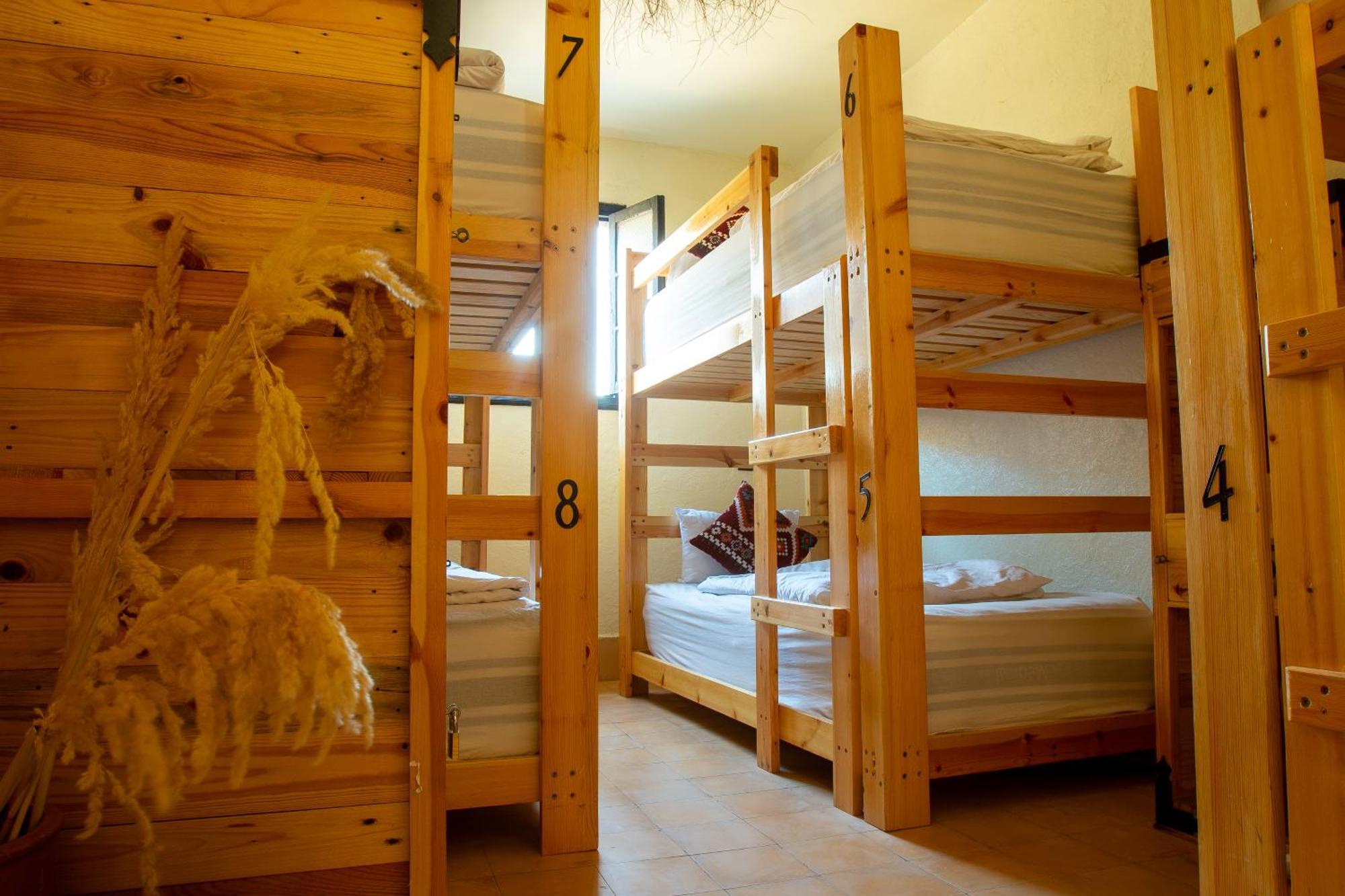 Lit dans Dortoir Mixte de 8 Lits
